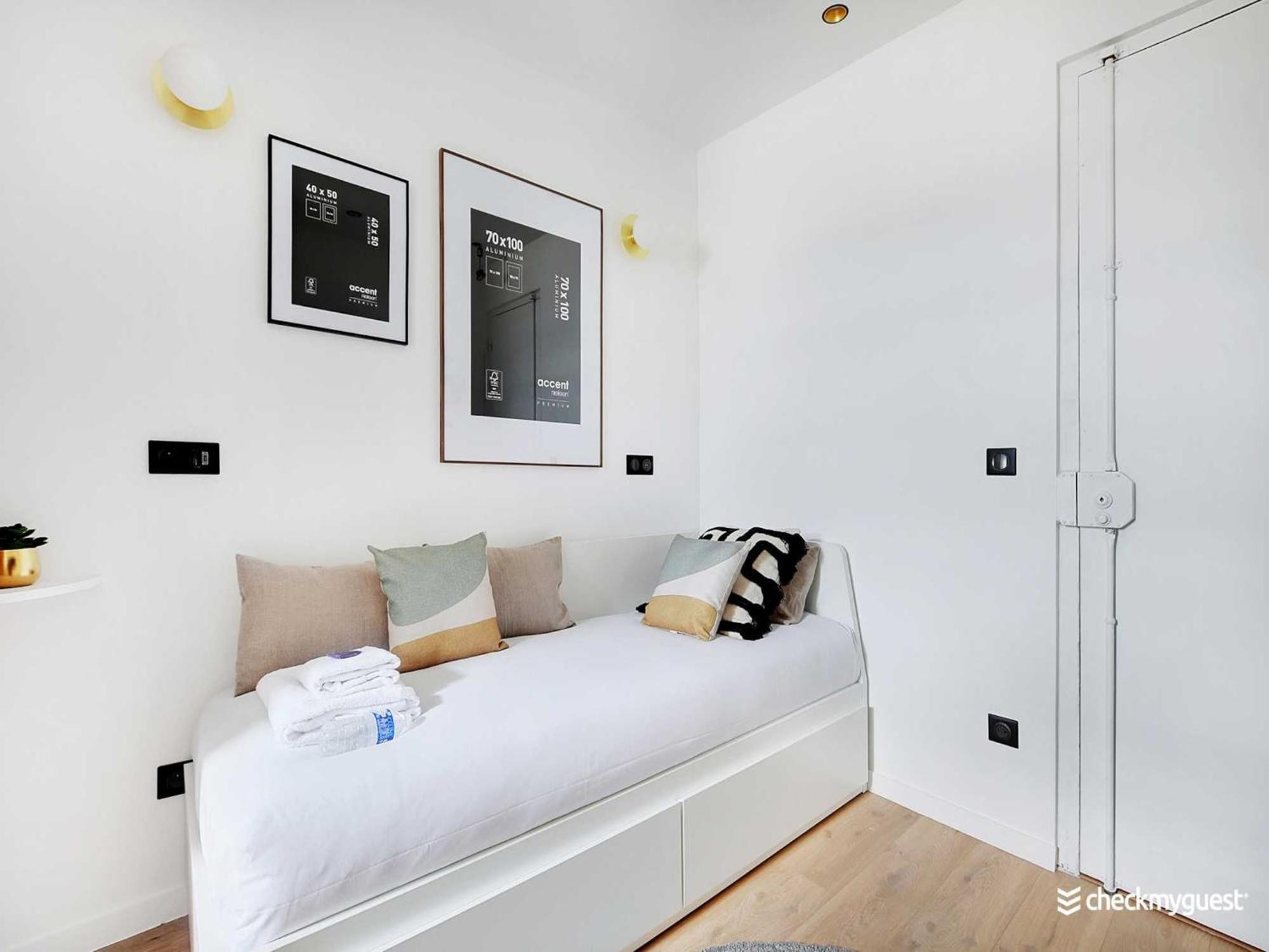 Apartment Air-conditioned Near Arc Triomphe *